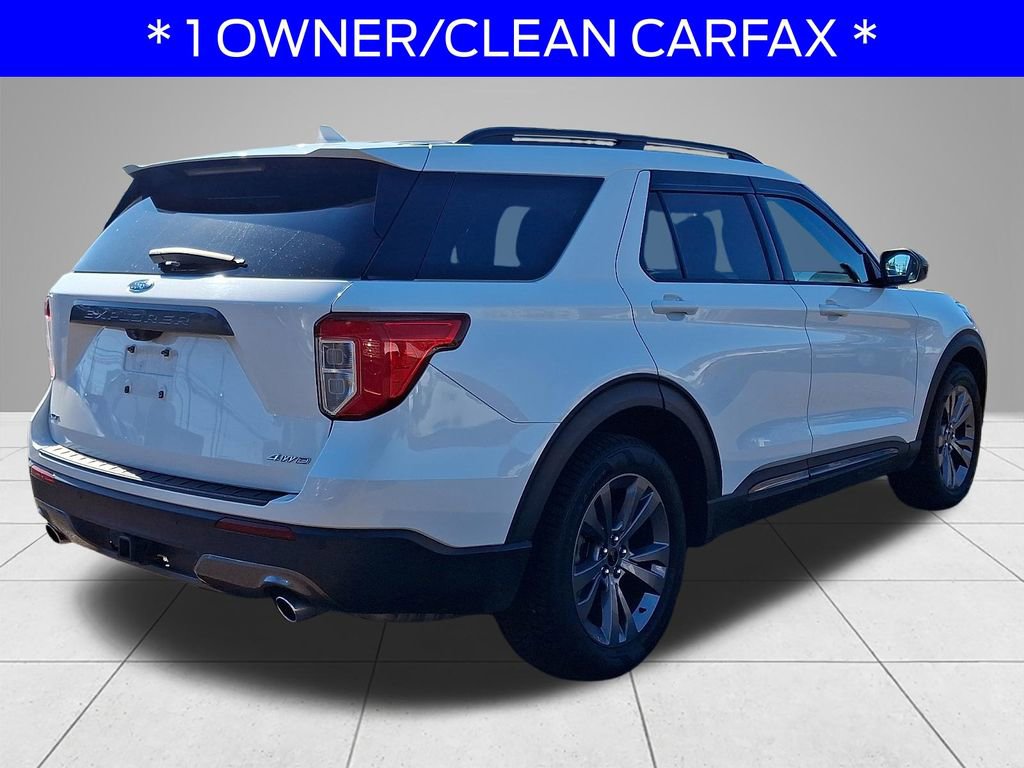 Used 2022 Ford Explorer XLT w/ Equipment Group 202A image 4