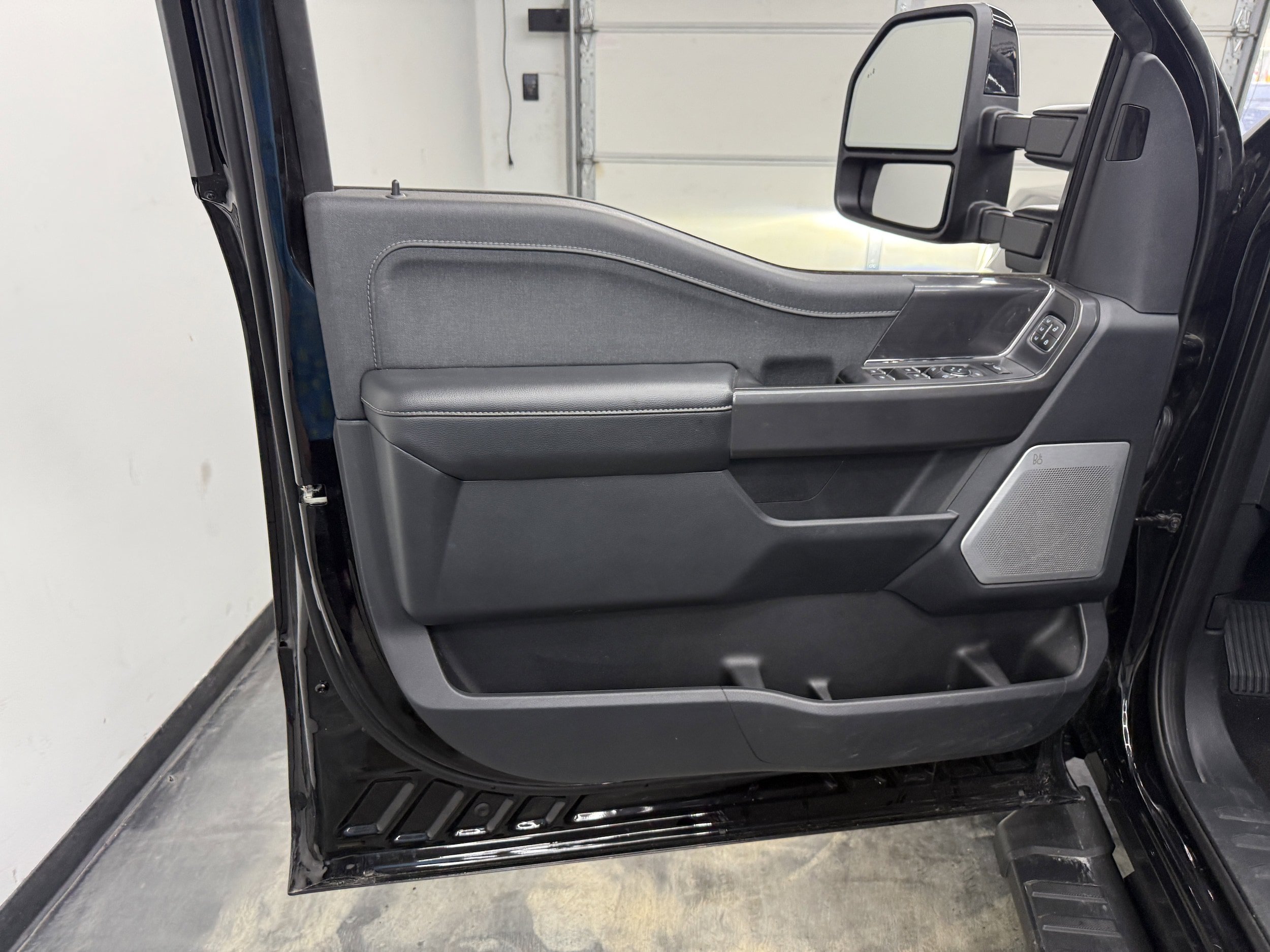 Used 2024 Ford F150 Lariat w/ Equipment Group 502A High AWD/4WD image 10