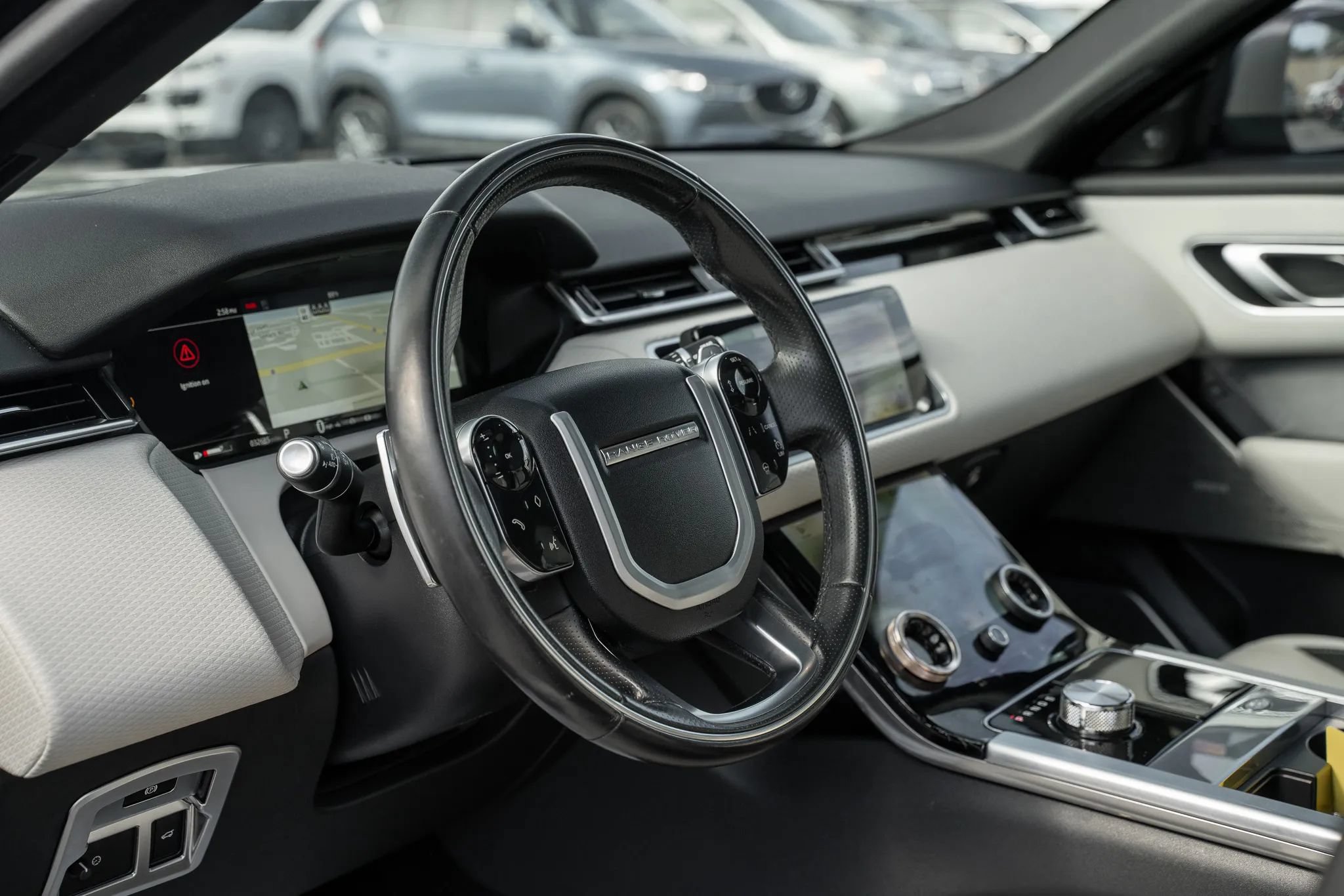 Used 2020 Land Rover Range Rover Velar R-Dynamic S AWD/4WD image 16