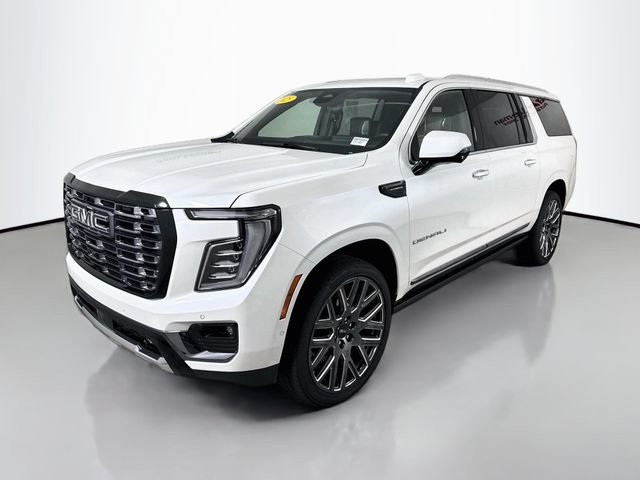 Used 2025 GMC Yukon XL Denali Ultimate AWD/4WD image 3