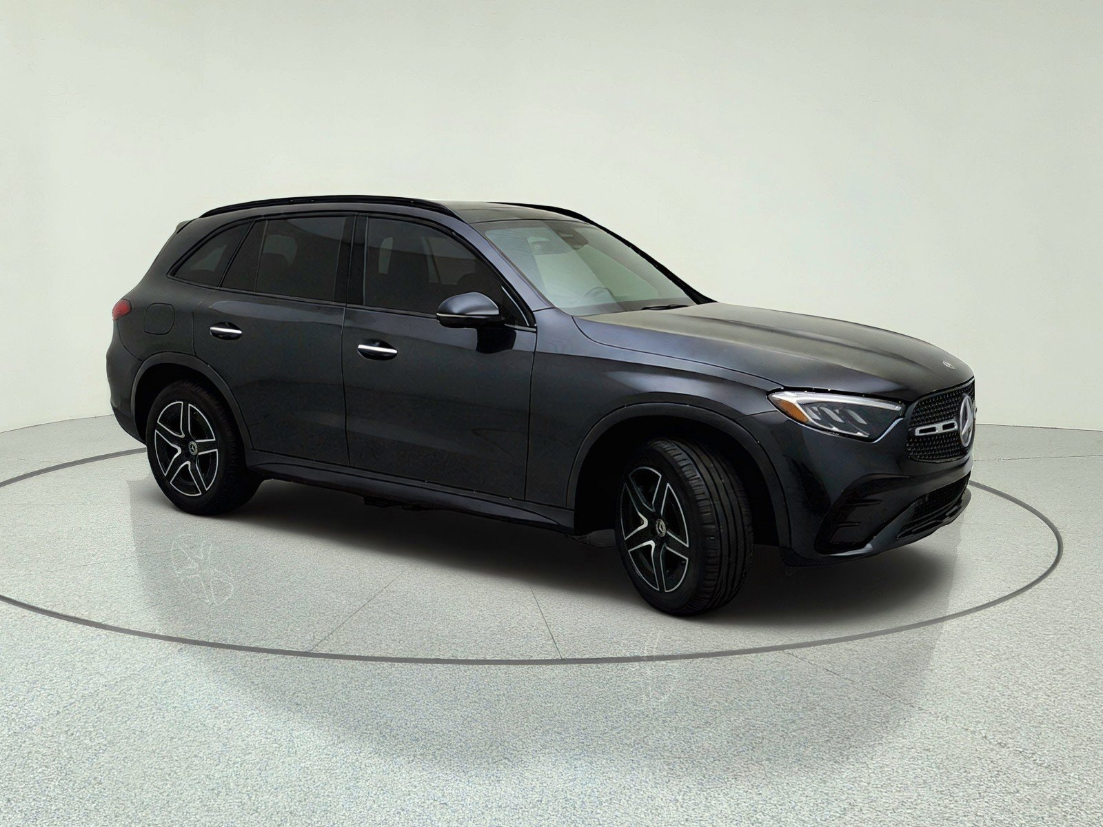 Certified 2024 Mercedes-Benz GLC 300 4MATIC image 5
