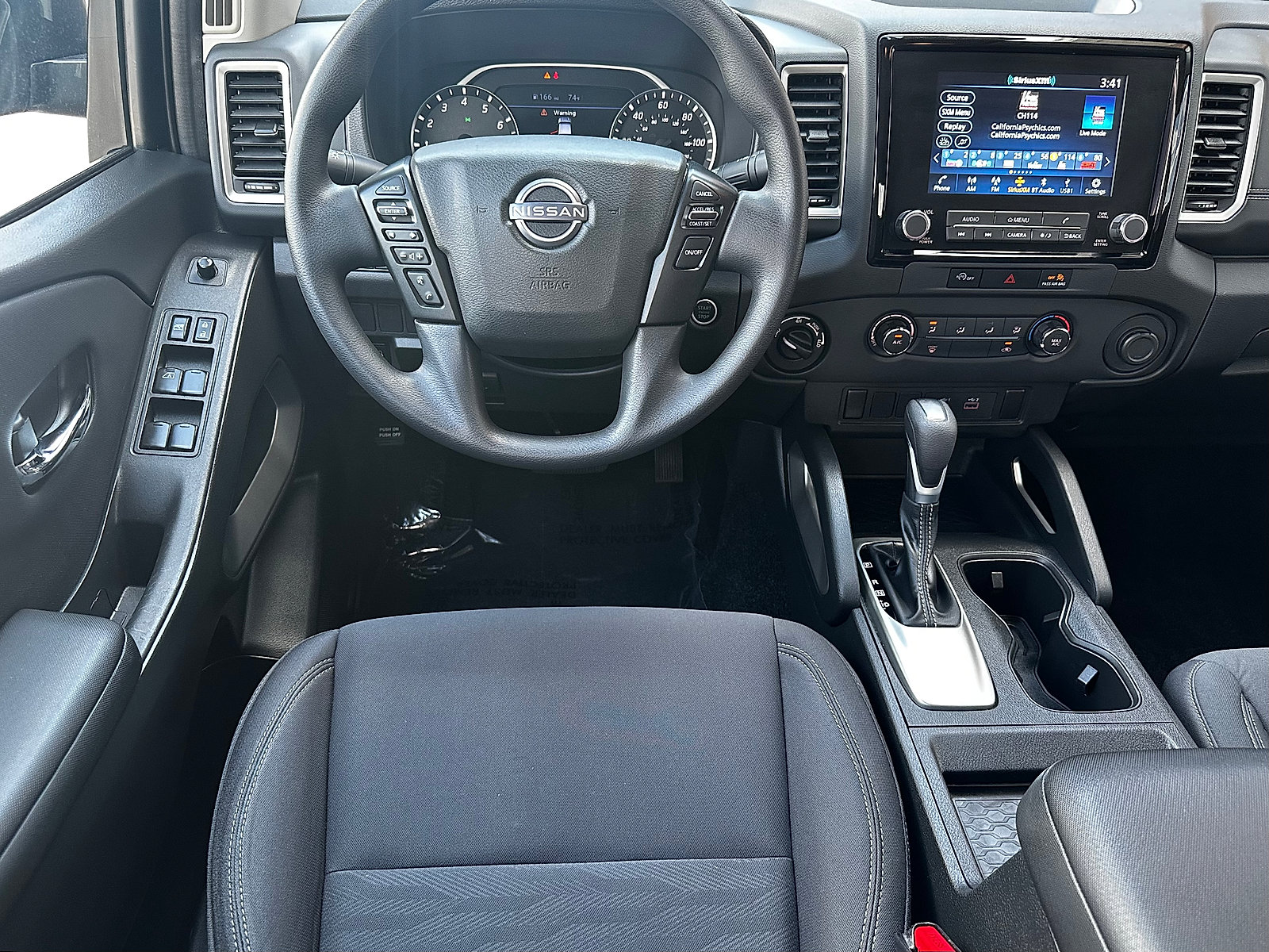 Used 2024 Nissan Frontier SV image 14