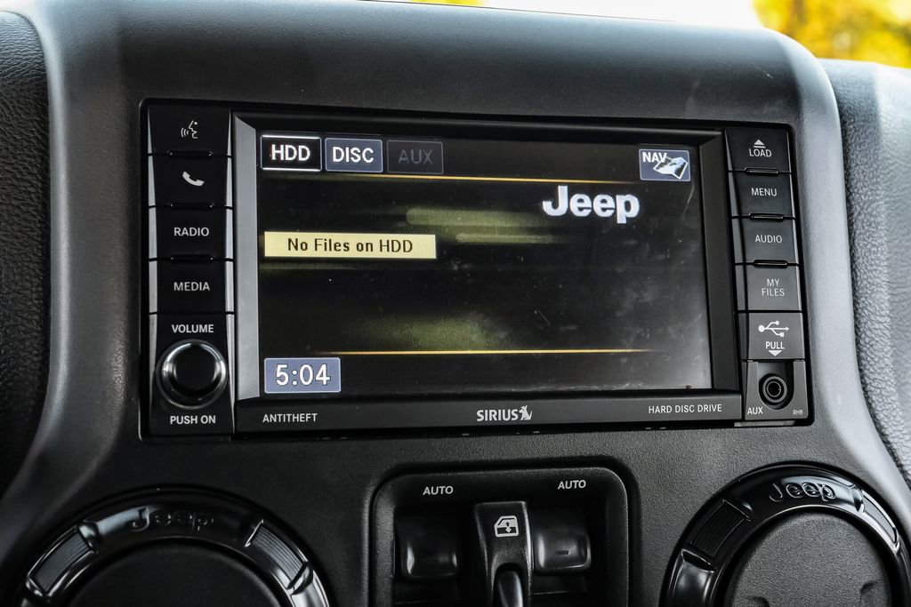 Used 2017 Jeep Wrangler Unlimited Rubicon image 27