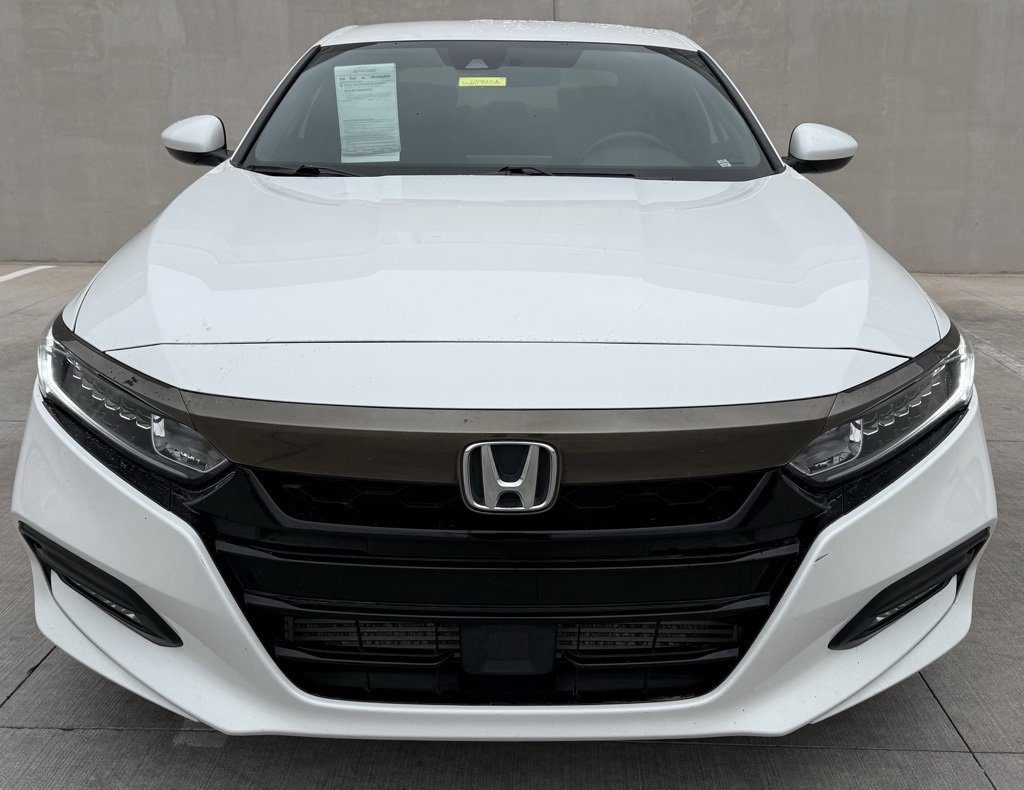 Used 2020 Honda Accord Sport image 2