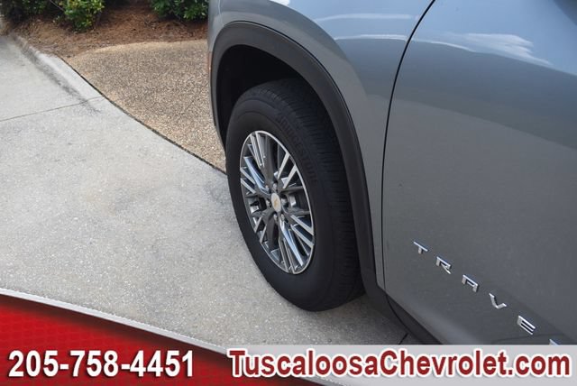 Used 2025 Chevrolet Traverse LT w/ LPO, Floor Liner Package FWD image 17