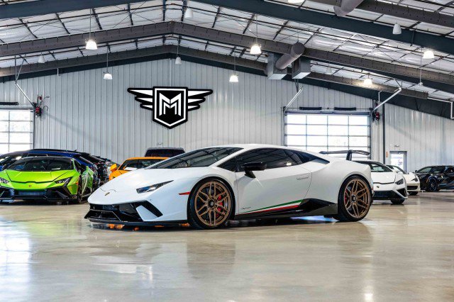 Used 2018 Lamborghini Huracan Performante