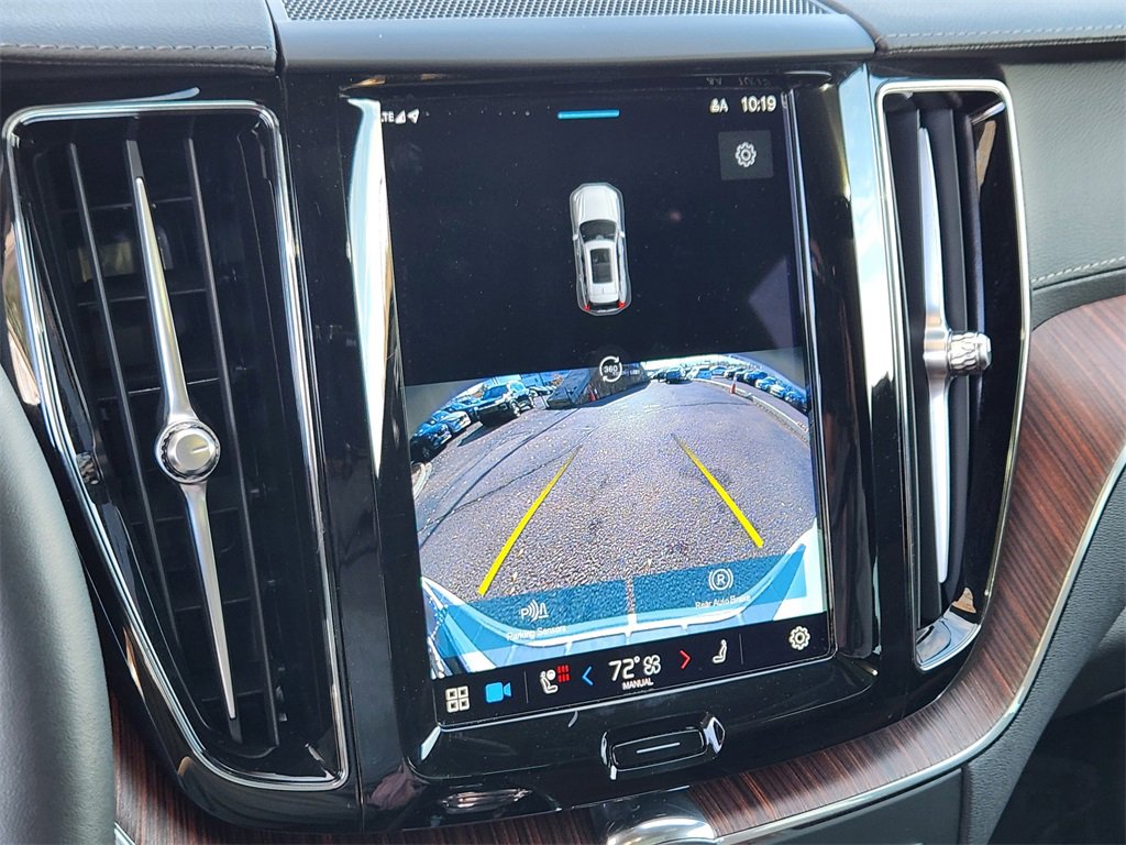 Used 2023 Volvo XC60 T8 Ultimate image 13