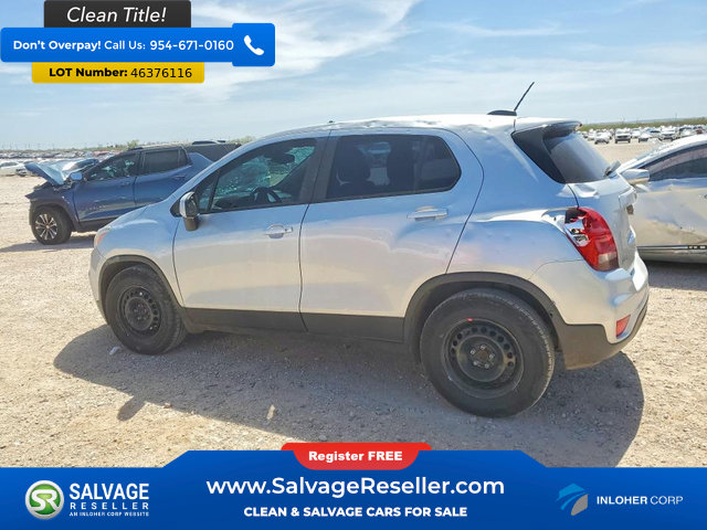 Used 2018 Chevrolet Trax LS FWD image 3