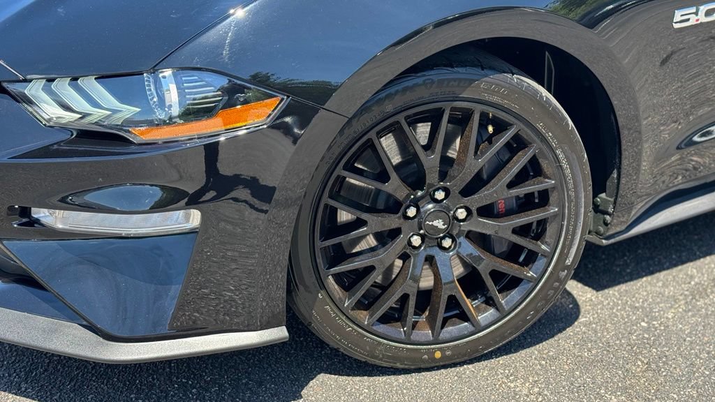 Used 2021 Ford Mustang GT Premium w/ GT Performance Package RWD image 9