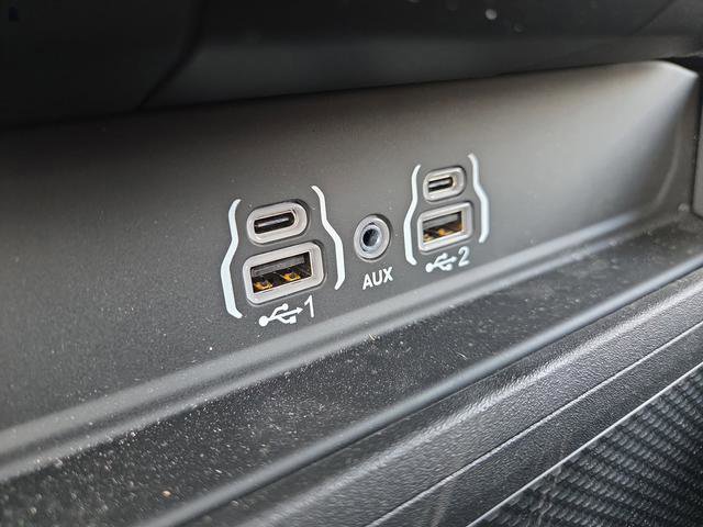 New 2026 RAM 1500 4x4 Crew Cab image 24