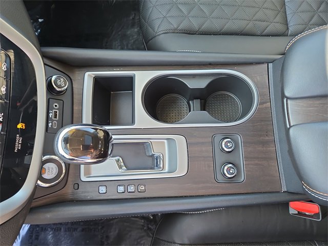 Certified 2024 Nissan Murano Platinum w/ Cargo Package image 22