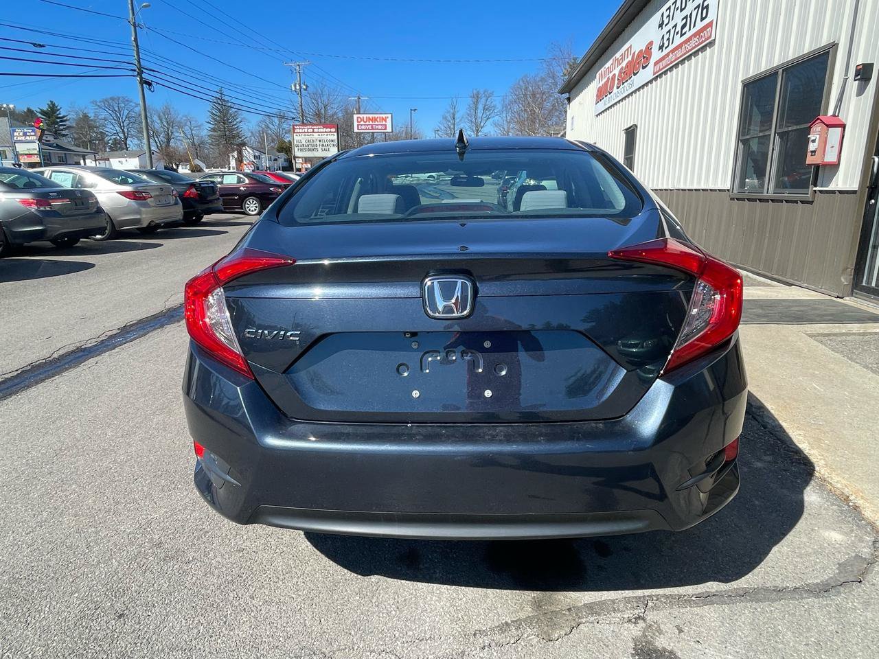 Used 2018 Honda Civic EX image 4