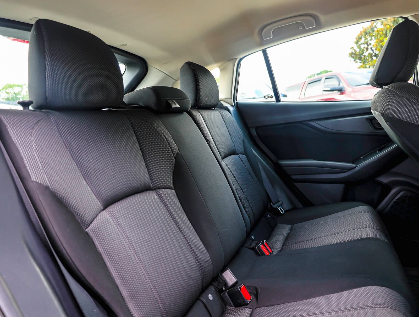 Used 2018 Subaru Impreza 2.0i Premium w/ Eyesight & BSD & Rcta AWD/4WD image 8