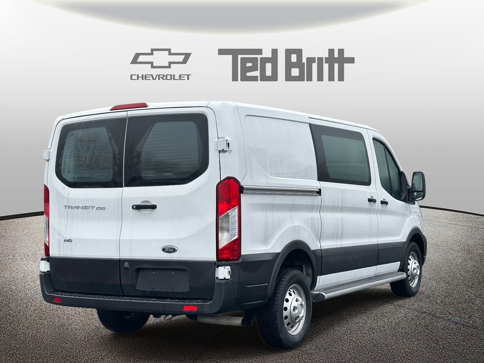 Used 2024 Ford Transit 250 Low Roof AWD w/ Exterior Upgrade Package image 4