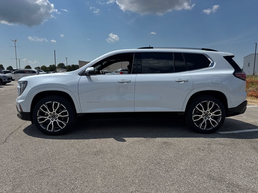 New 2027 GMC Acadia Denali Ultimate w/ LPO, Floor Liner Package FWD image 3