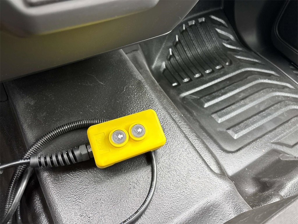 New 2025 GMC Sierra 3500 Pro w/ Convenience Package image 11