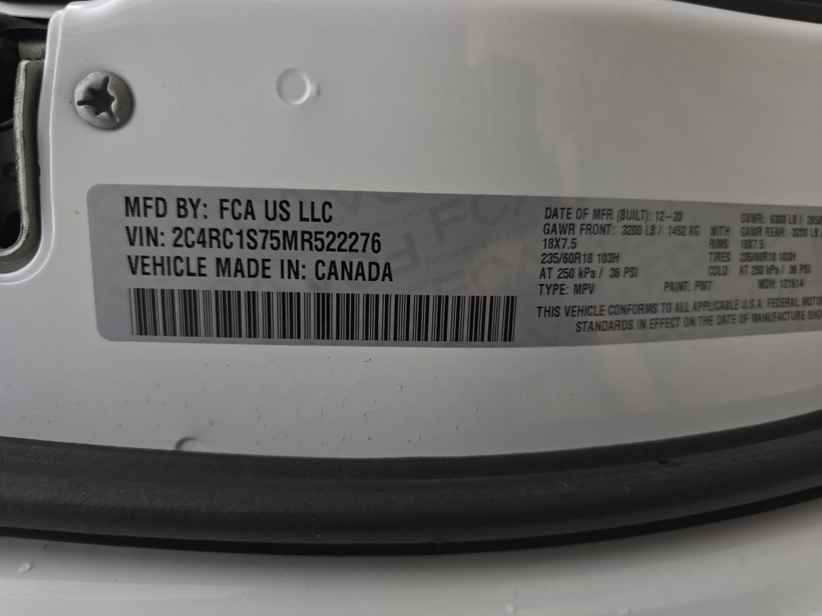 Used 2021 Chrysler Pacifica Limited w/ Uconnect Theater Family Group FWD image 30