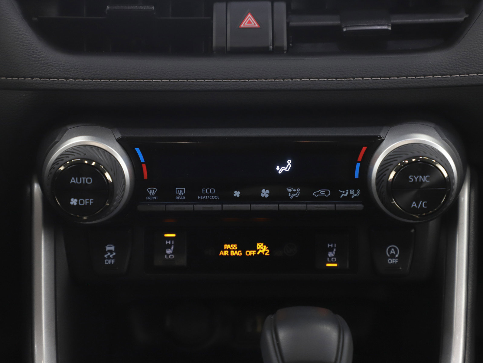 Used 2025 Toyota RAV4 XLE w/ Convenience Package AWD/4WD image 19