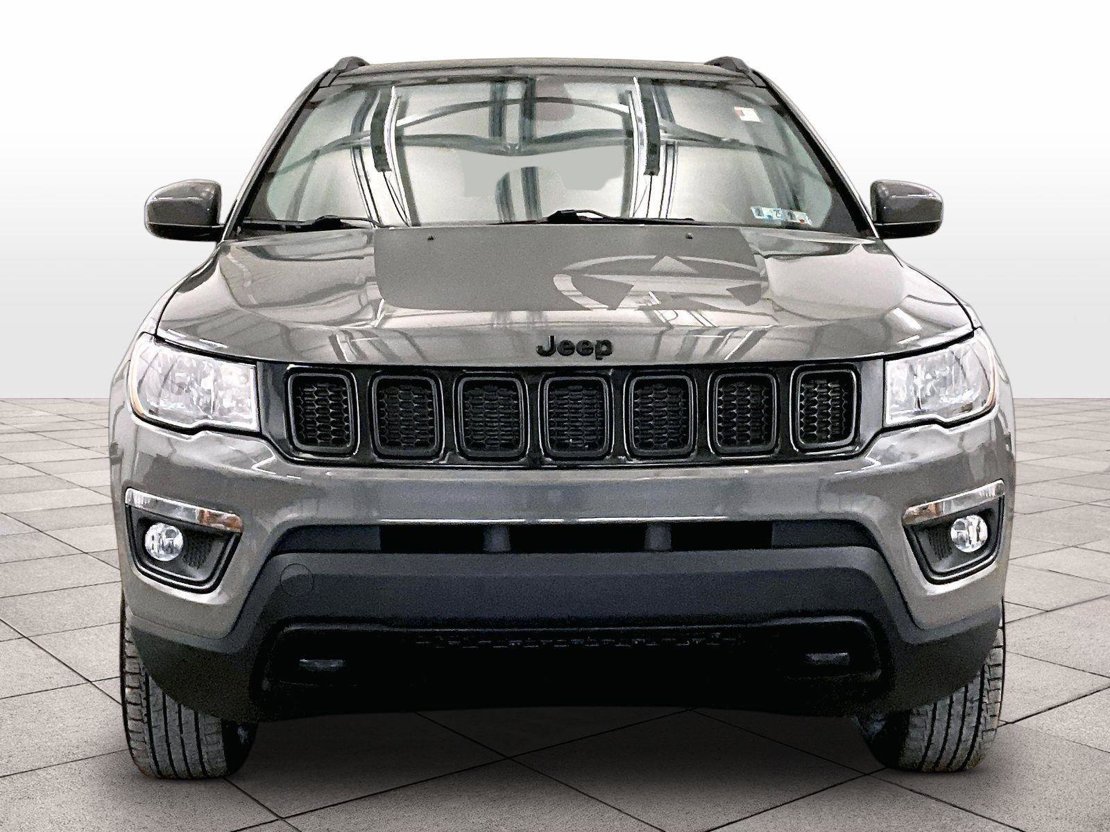 Used 2021 Jeep Compass Sport image 3