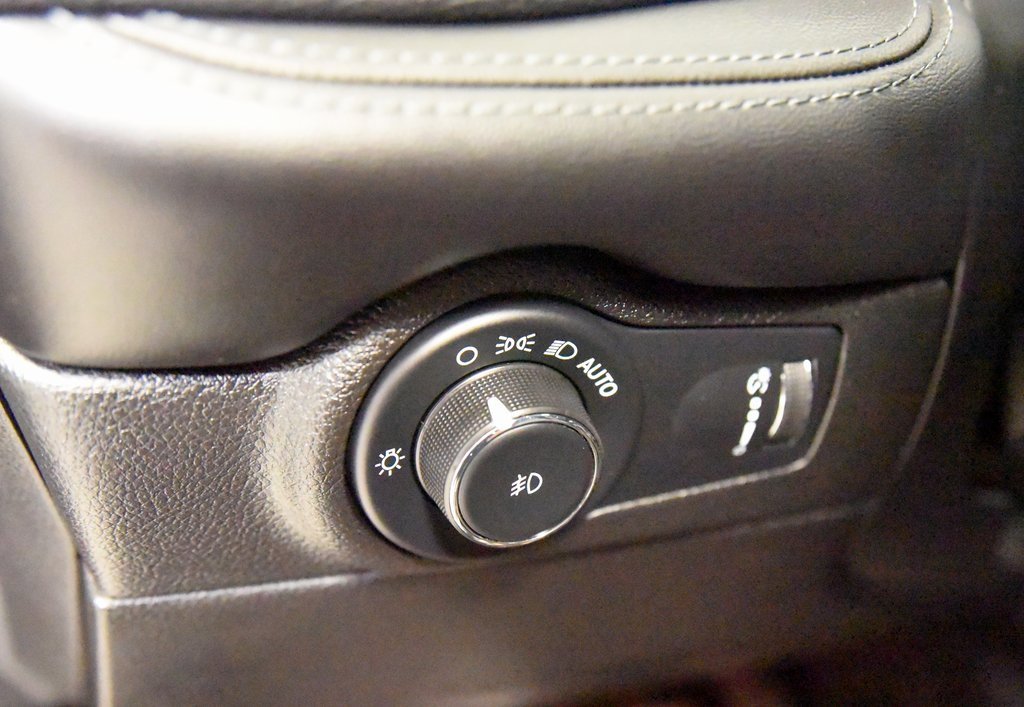 Used 2022 Dodge Durango GT image 15