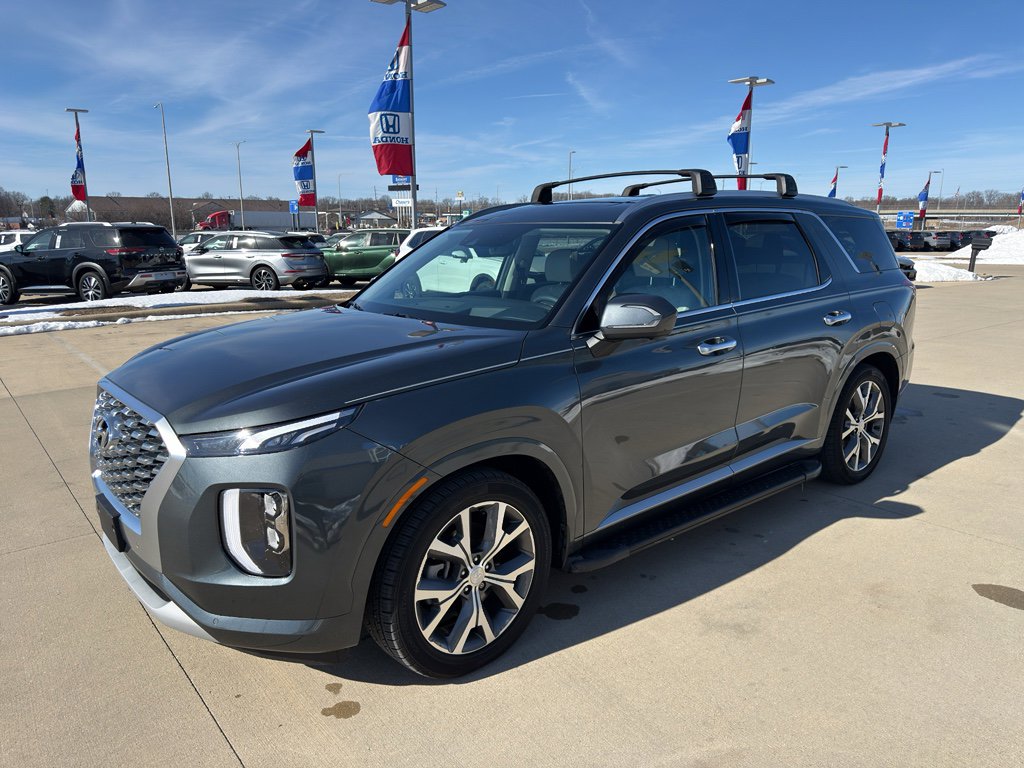 Used 2022 Hyundai Palisade Limited w/ Cargo Package