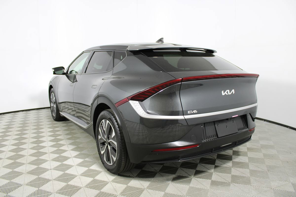 Used 2024 Kia EV6 Light RWD image 29