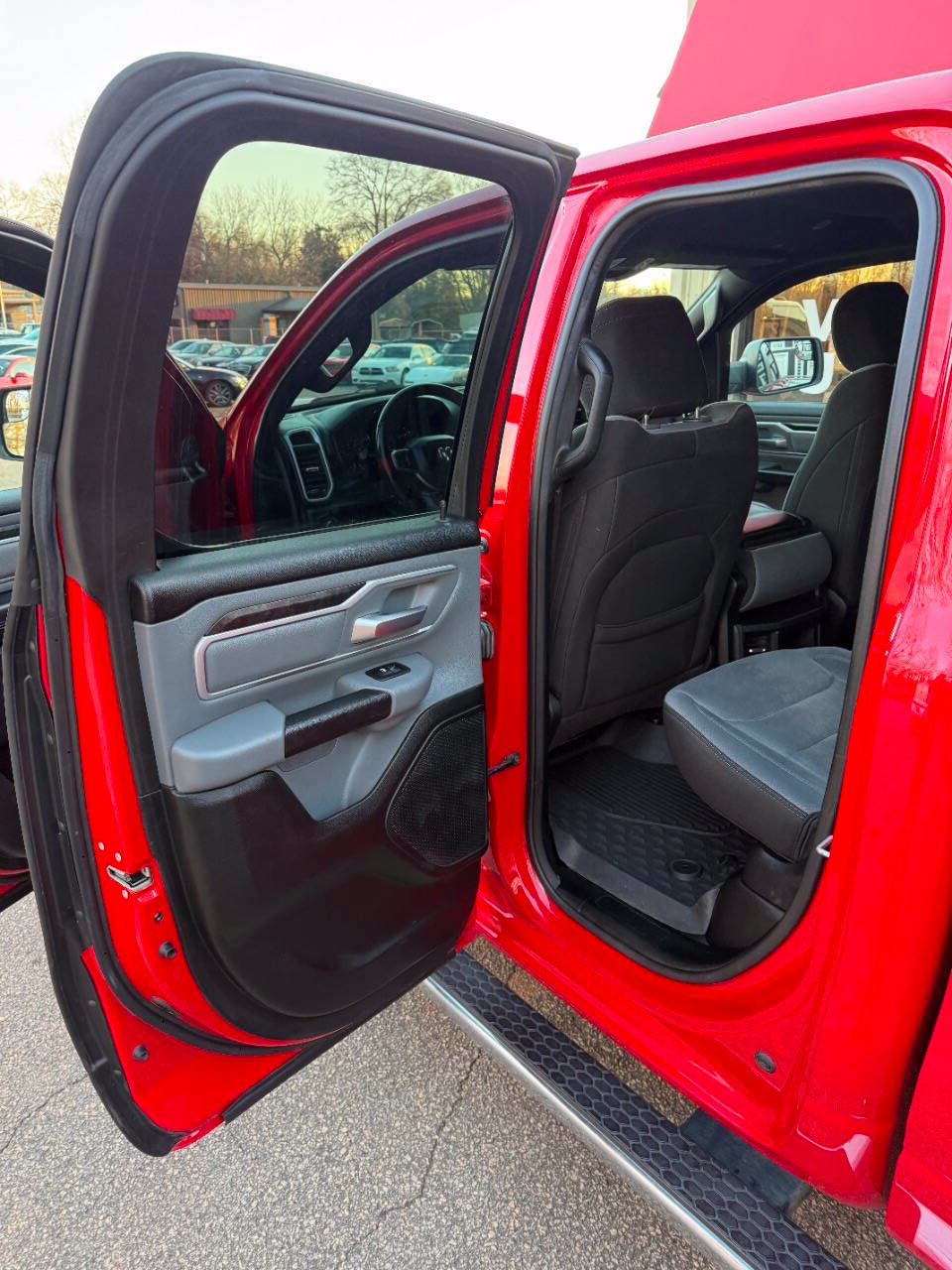 Used 2021 RAM 1500 Big Horn RWD image 13