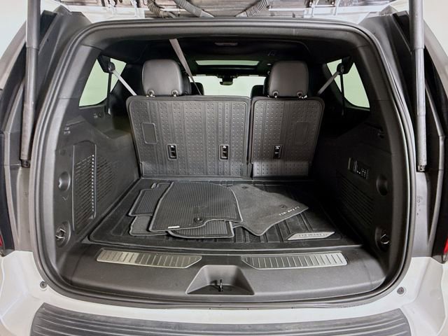 Used 2023 Chevrolet Suburban High Country AWD/4WD image 29