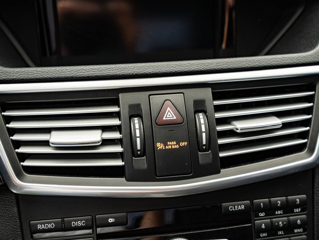 Used 2012 Mercedes-Benz E 350 4MATIC Sedan image 38