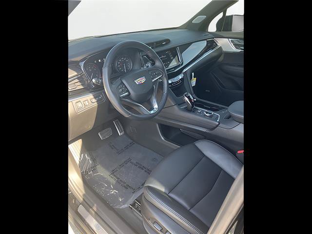 Certified 2025 Cadillac XT6 Sport w/ Technology Package AWD/4WD image 12