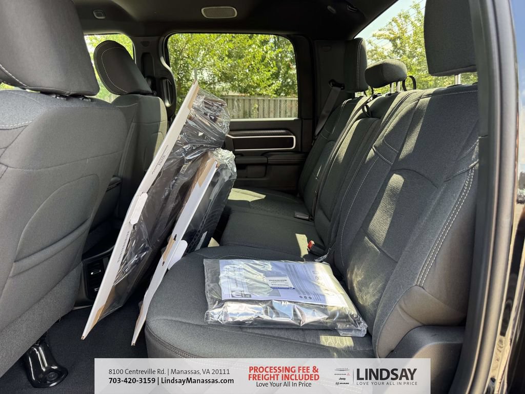 New 2026 RAM 3500 Big Horn AWD/4WD image 18