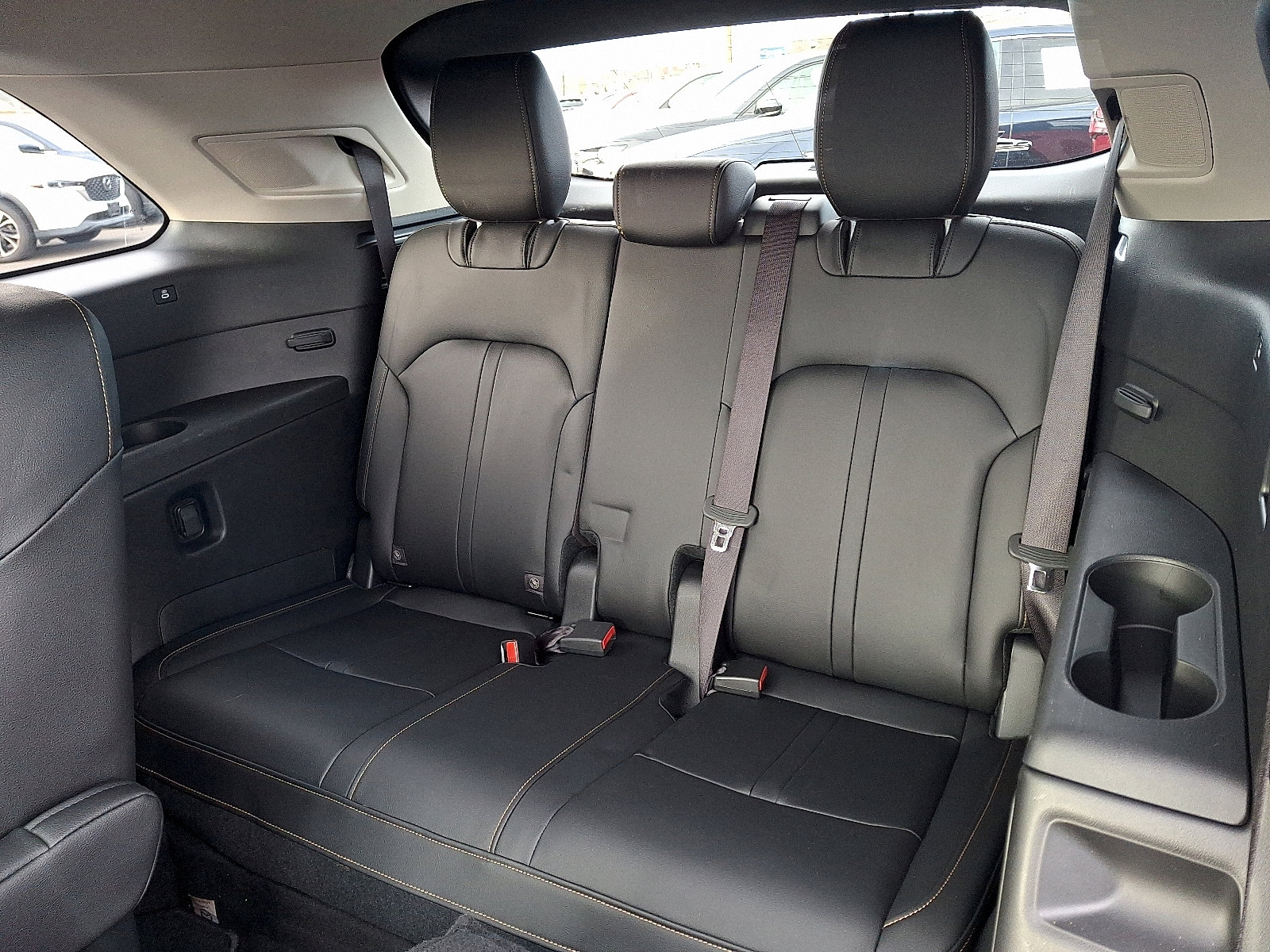 Certified 2024 MAZDA CX-90 Plug-In Hybrid w/ Premium Pkg image 12