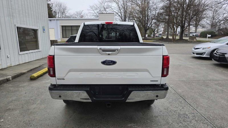Used 2020 Ford F150 Lariat w/ Equipment Group 502A Luxury image 4