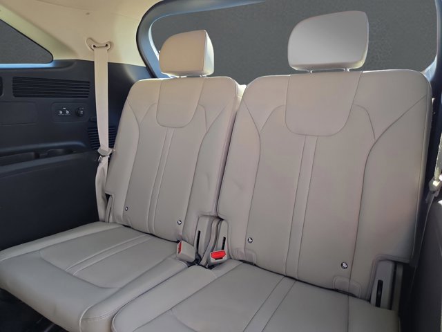 Used 2025 Kia Sorento S w/ Panoramic Sunroof Package image 12