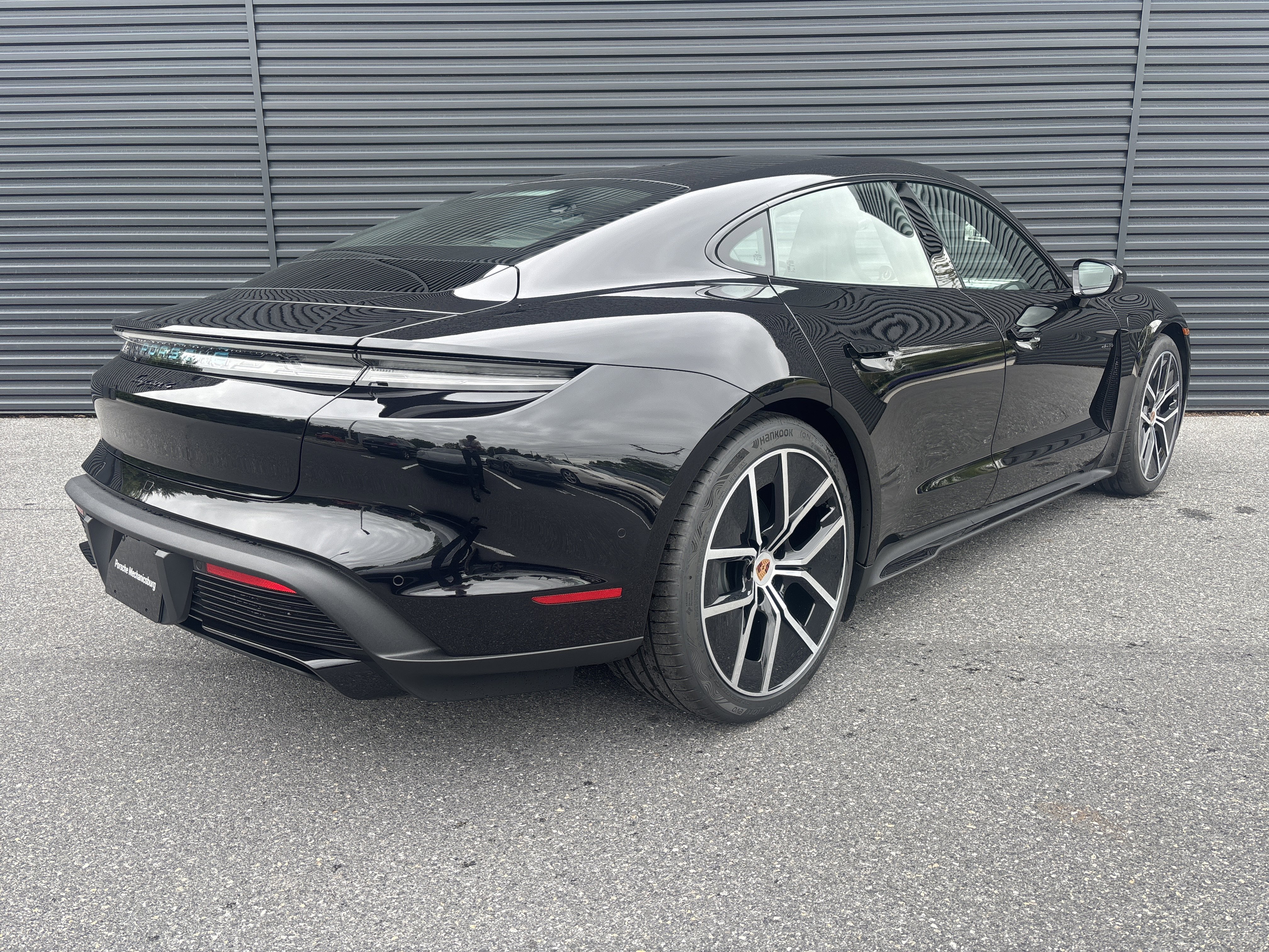 New 2026 Porsche Taycan RWD image 5