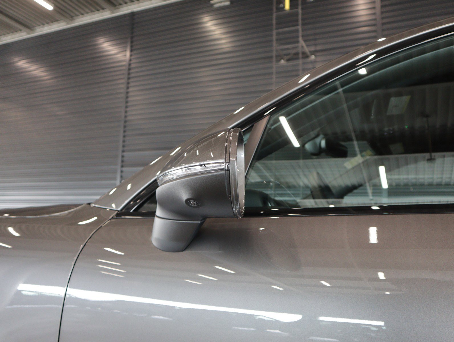 Certified 2025 Porsche Cayenne Coupe image 30