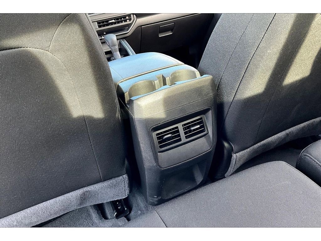 Used 2024 Chevrolet Colorado Trail Boss w/ Technology Package image 11