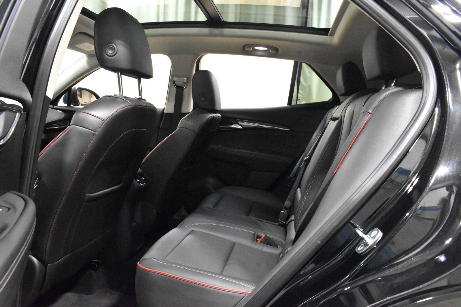 Used 2023 Buick Envision Essence w/ Sport Touring Package AWD/4WD image 5
