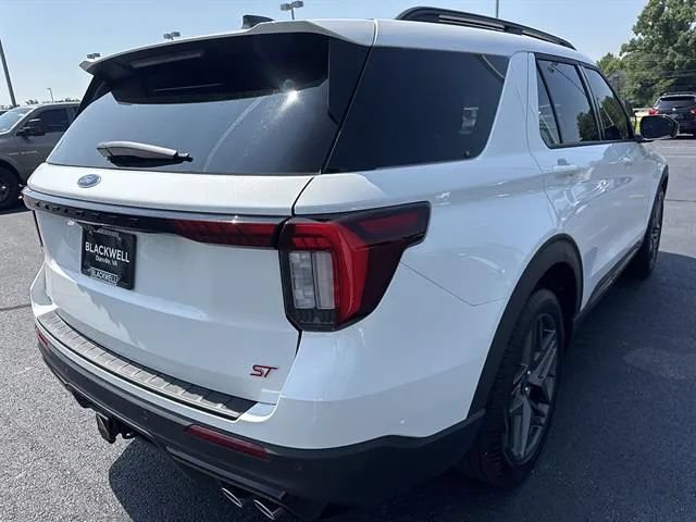 Used 2025 Ford Explorer ST w/ Sun And Sound Package AWD/4WD image 6