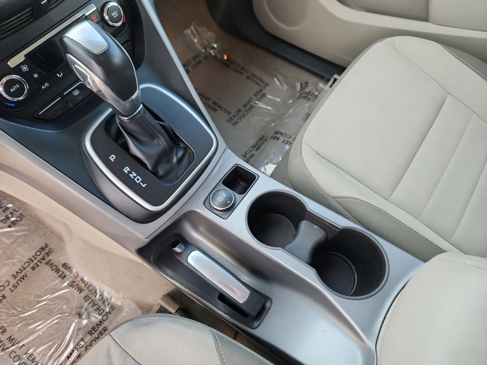 Used 2013 Ford C-MAX SE image 16