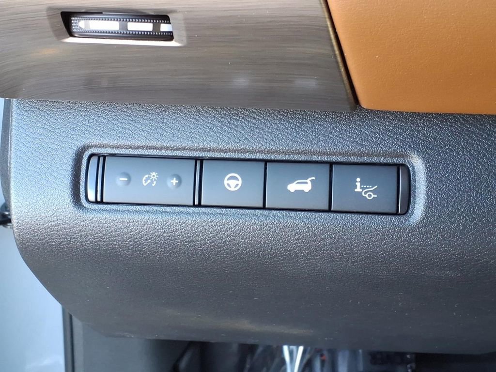 Used 2022 Nissan Pathfinder Platinum AWD/4WD image 22