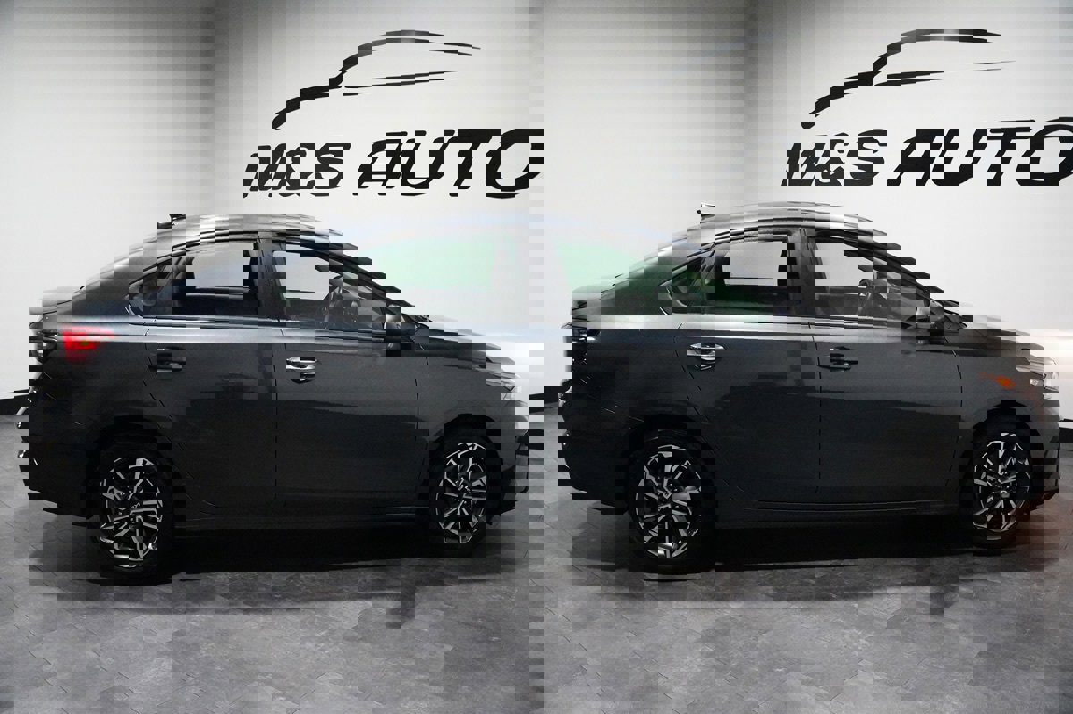 Used 2022 Kia Forte LXS image 8