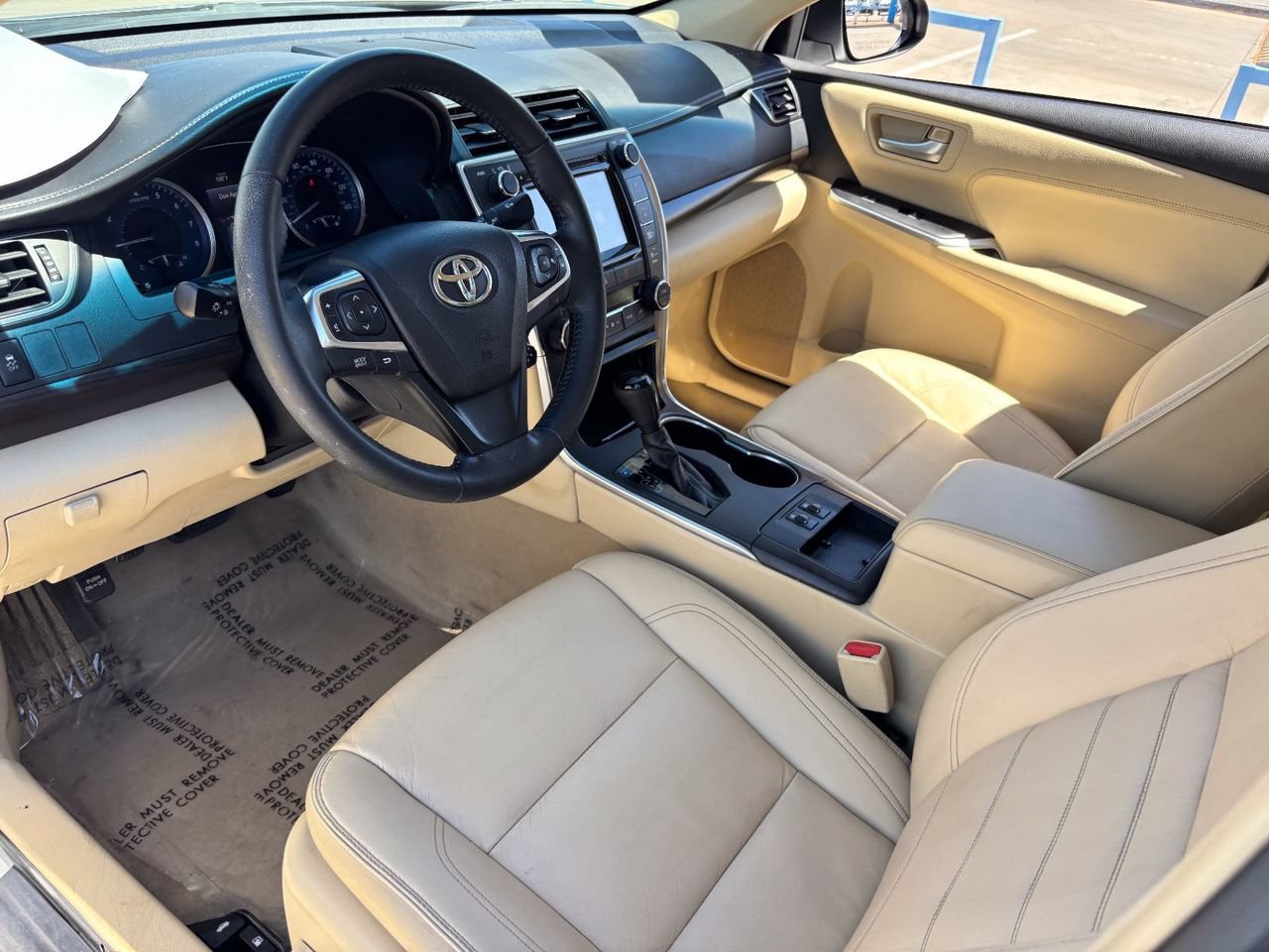 Used 2015 Toyota Camry XLE FWD image 17