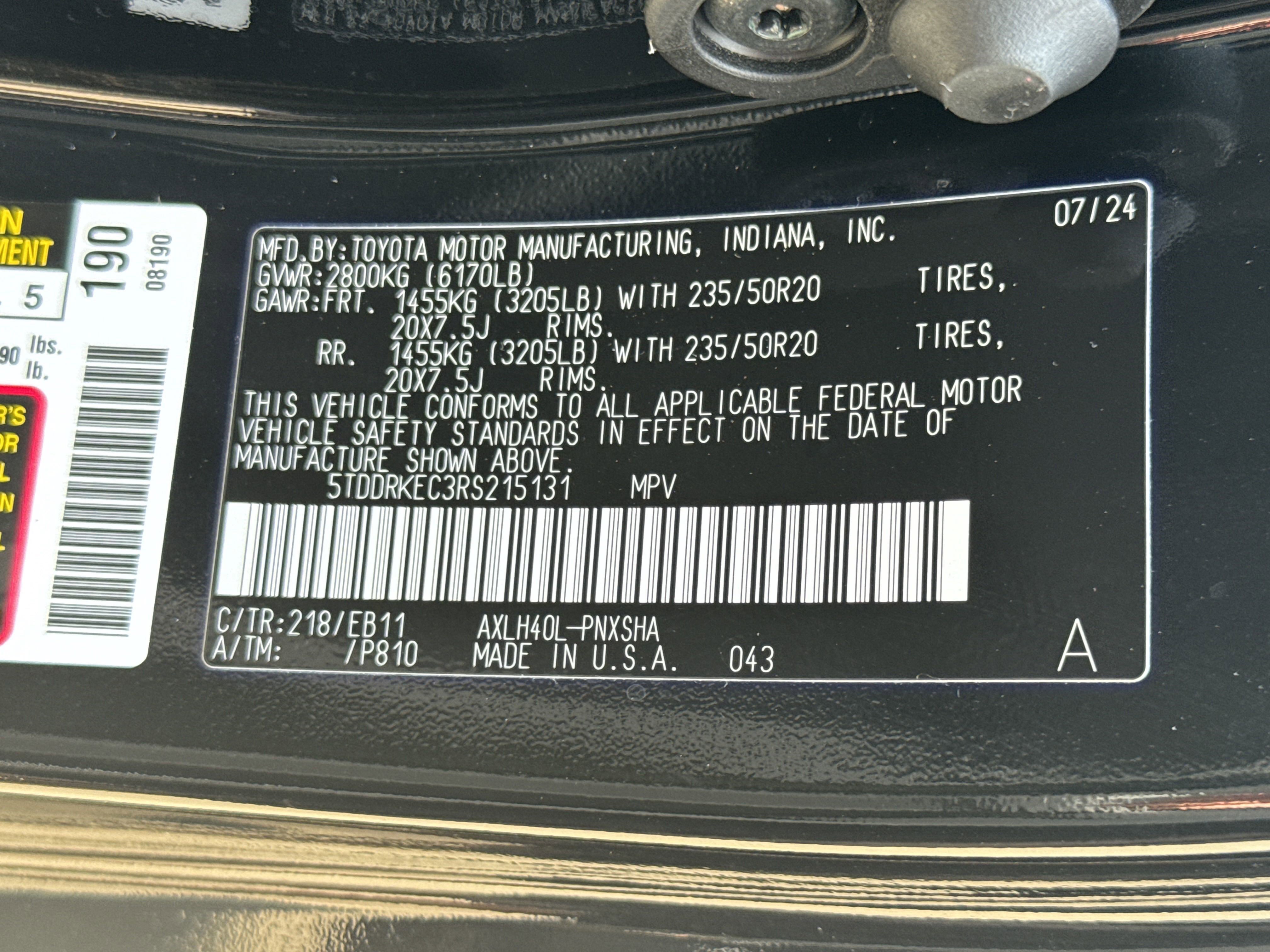 Used 2024 Toyota Sienna XSE w/ XSE Plus Package image 38