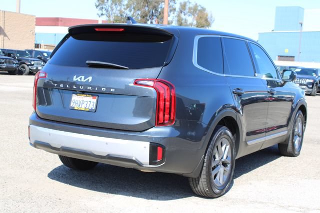 Used 2024 Kia Telluride LX FWD image 5