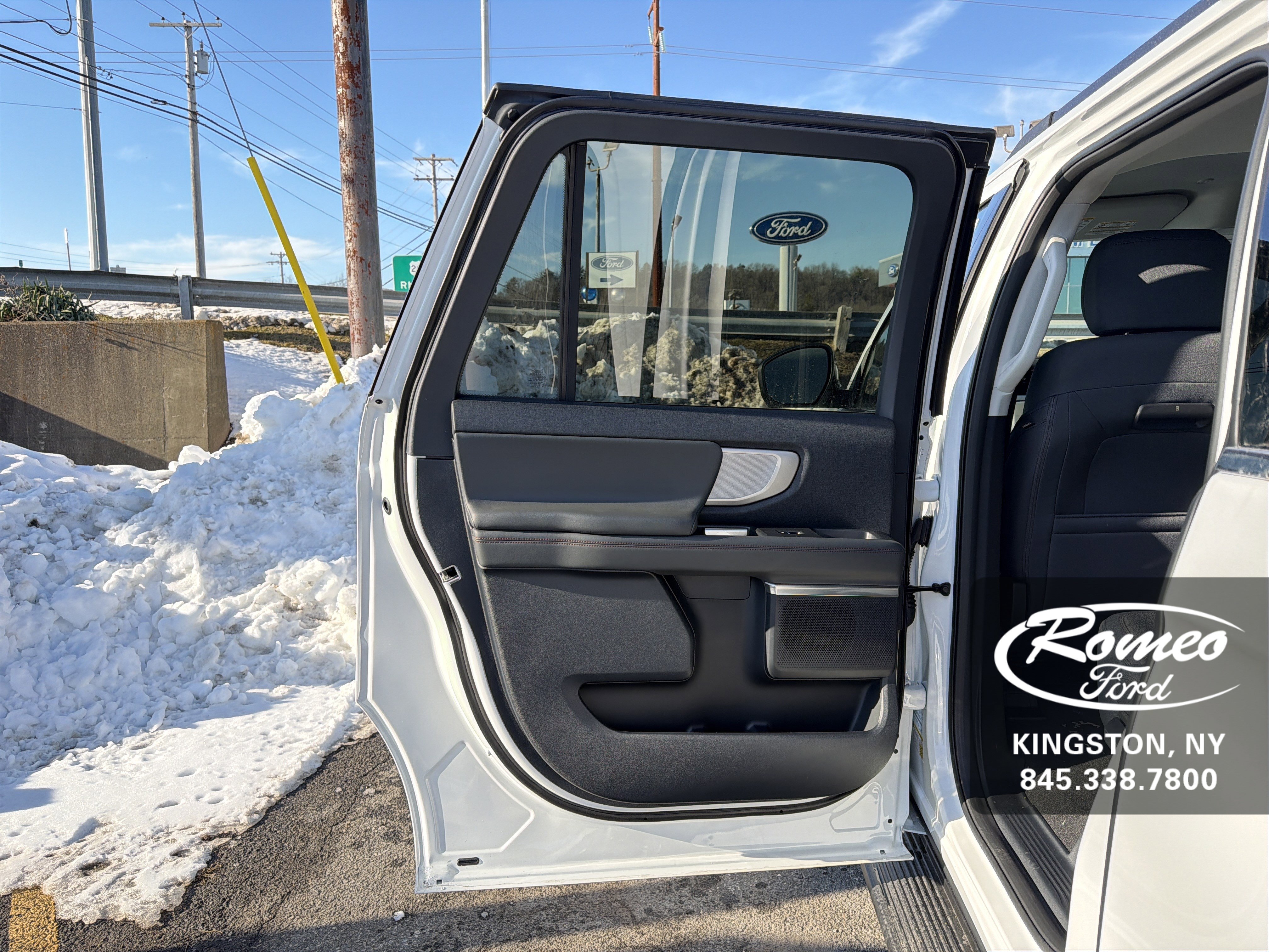 New 2025 Ford Expedition Max Active image 27