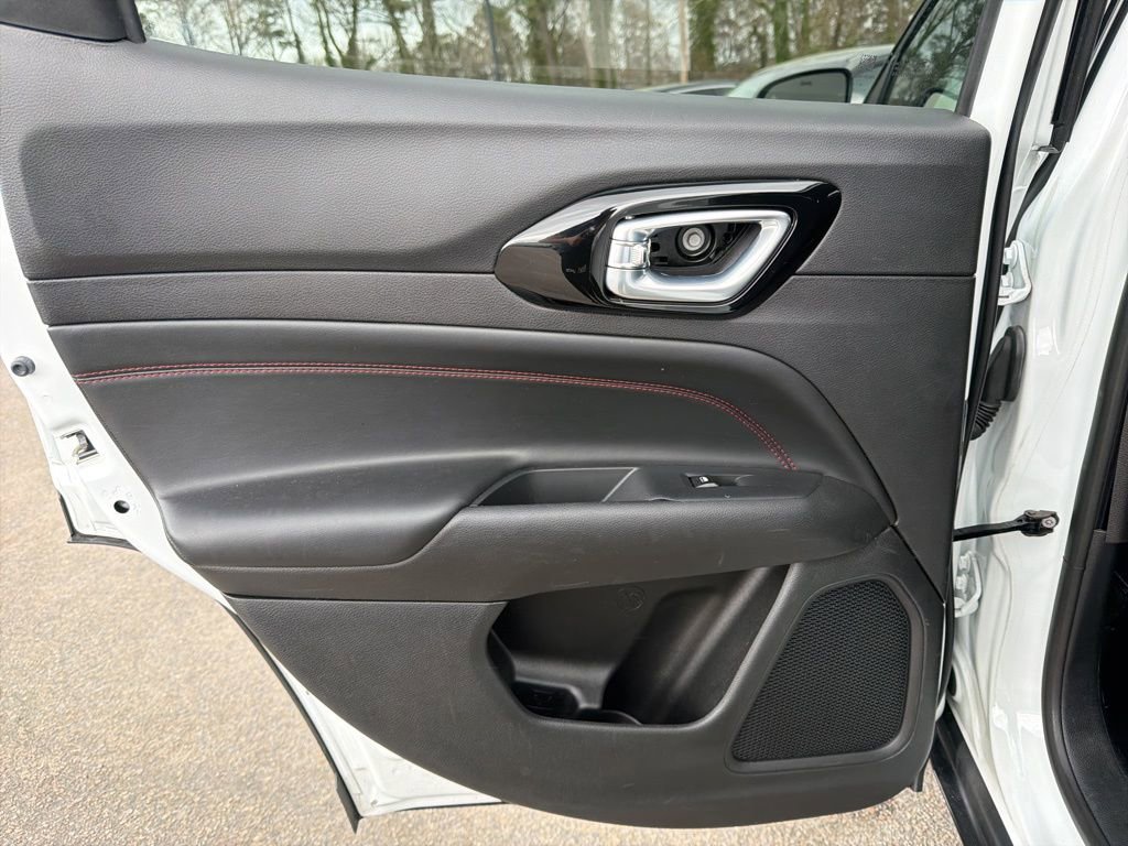 Used 2023 Jeep Compass Trailhawk image 22