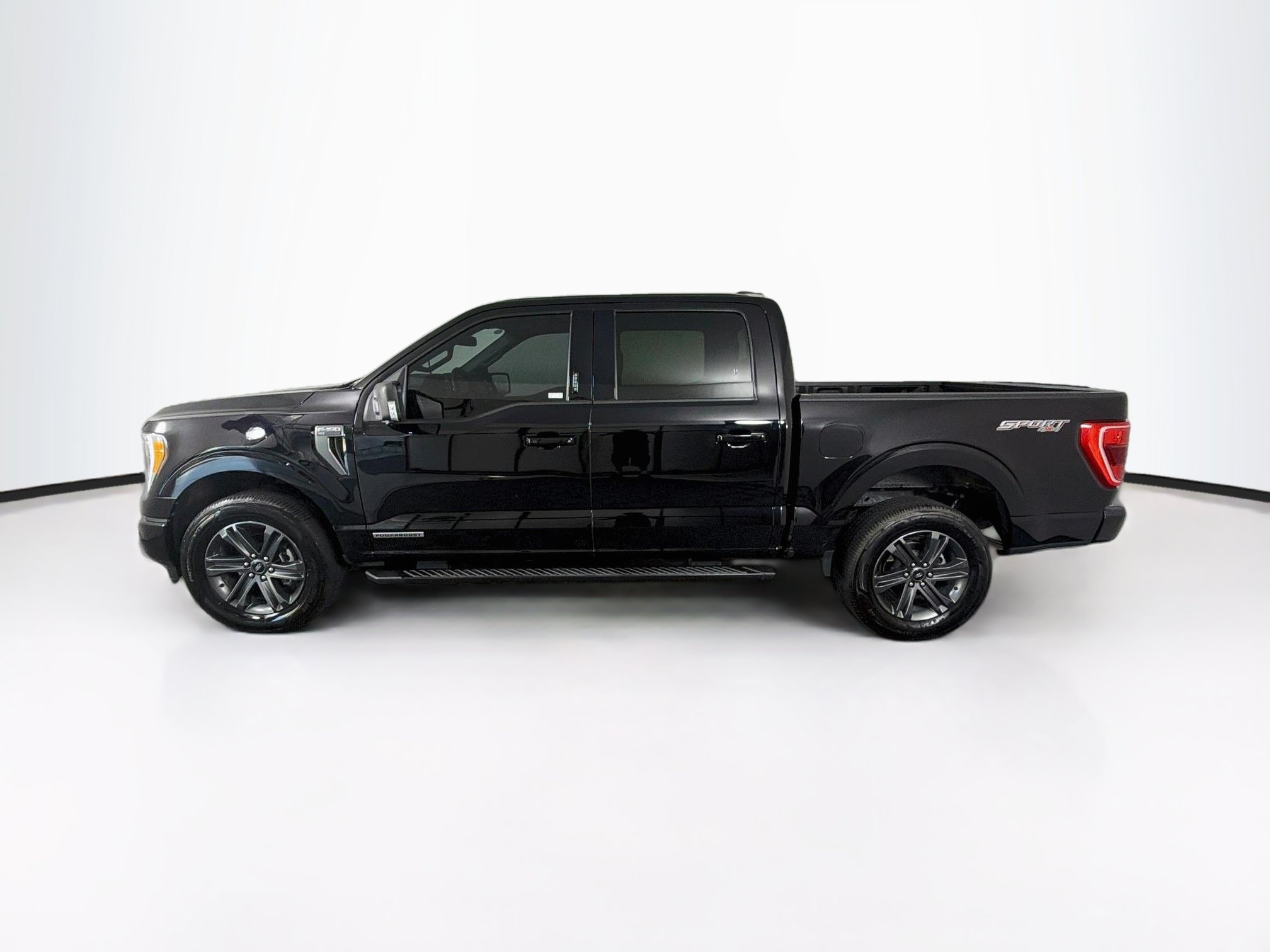Used 2023 Ford F150 XLT w/ Equipment Group 302A High AWD/4WD image 4