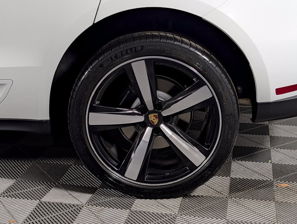 New 2026 Porsche Macan AWD/4WD image 12