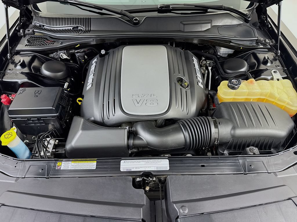 Used 2012 Dodge Challenger R/T RWD image 25